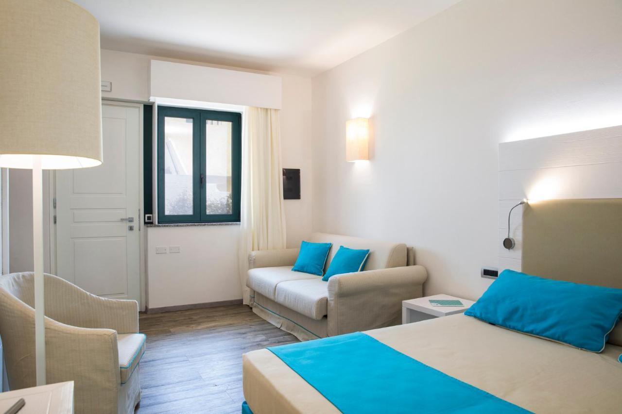 Lu' Hotel Maladroxia Sant'Antioco Exterior foto